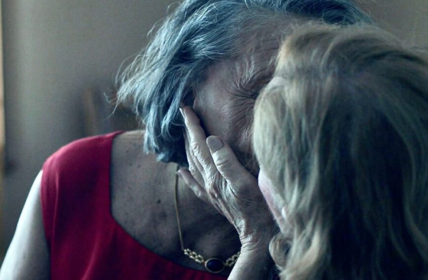 آنا برون، اولین بازیگر پاراگوئهای برنده خرس نقرهای برلیناله، در فیلم «فکر میکردم شنا میکنم» به کارگردانی کاتالینا تورس پونتس