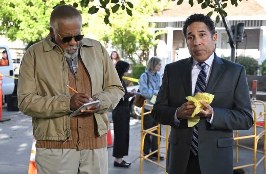 اسپینآف «The Office» با نام «The Paper» به مدل بینج روی میآورد: انتشار همزمان ۱۰ قسمت