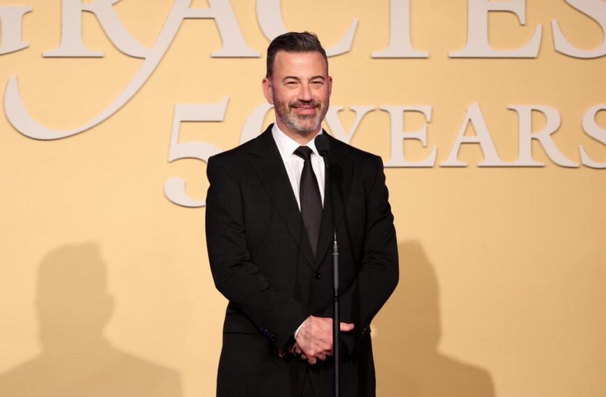 جیمی کیمل گزارش‌های ضرر ۴۰ میلیون دلاری «Late Show» استفن کولبر را رد کرد: «اصلاً امکان ندارد»