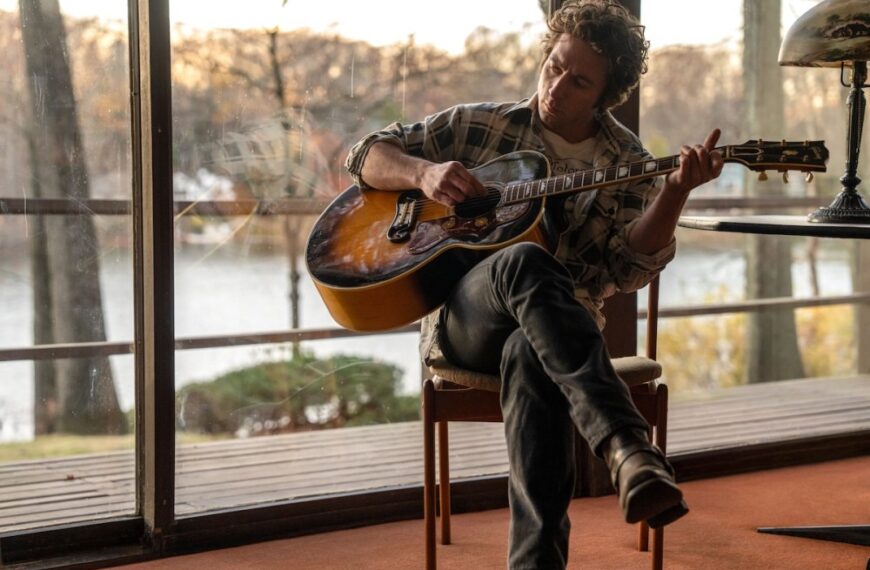 بررسی کتاب «Springsteen: Deliver Me From Nowhere»: جرمی آلن وایت و بحران معنوی بروس اسپرینگستین