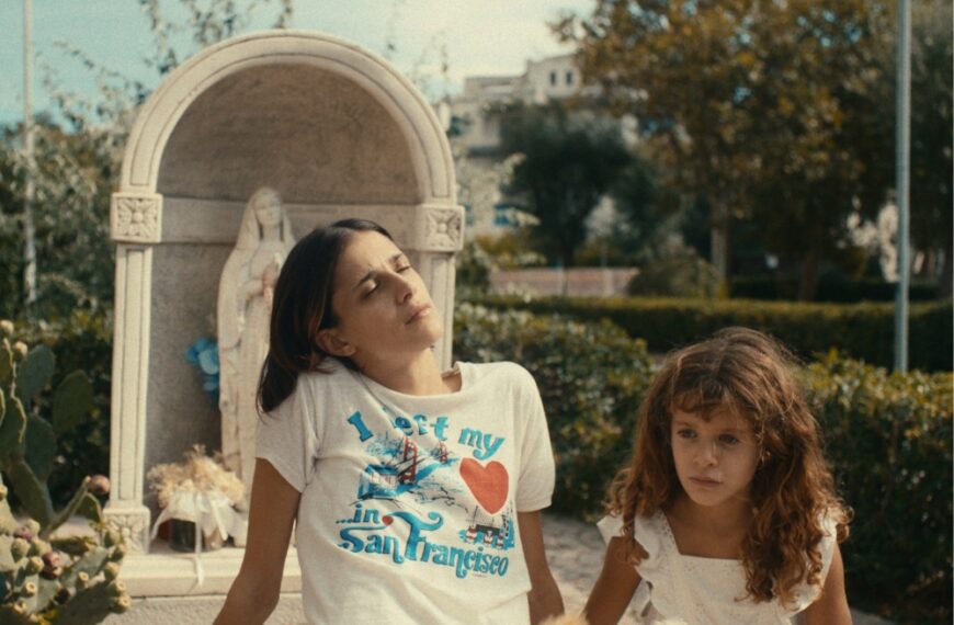 عنوان: اولین نمایش کلیپ فیلم «ربودن آربلا» اثر کارولینا کاوالی با بازی بندتا پورکارولی و کریس پاین در ونیز