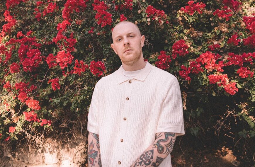 کنث بلوم درباره موسیقی فیلم «Lurker»، خداحافظی با نام کنی بیتز و واقعیت‌های صحنه تهیه‌کنندگان لس‌آنجلس: «اولین فکرم این بود که آیا&hellip;