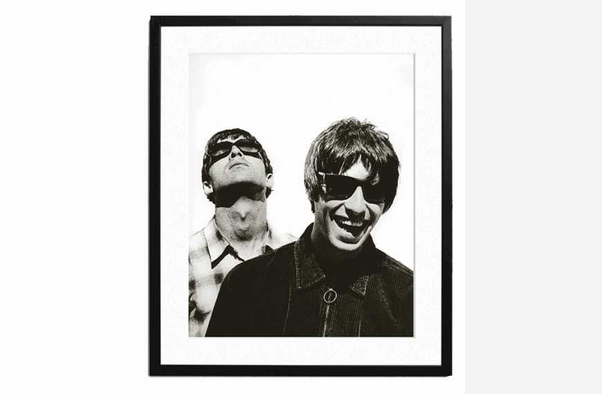 مجموعه عکس‌های Oasis: لحظات ناب پشت صحنه از دوران طلایی دهه ۹۰ بند