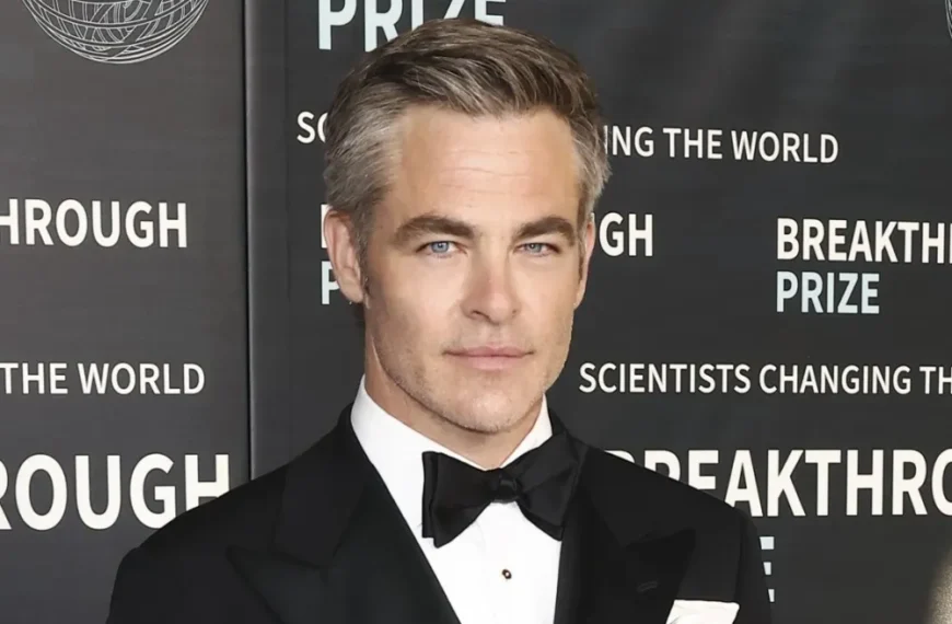 کریس پاین روایتگر پادکست «کاردیاک کابوی‌ها» درباره پزشکان پیشگام جراحی قلب باز