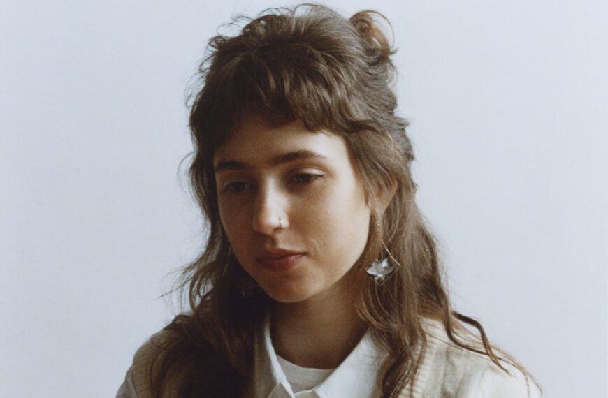 کلایرو به Atlantic Records پیوست: «می‌توانم با ایده‌هایم آزادانه و خلاقانه ادامه دهم»