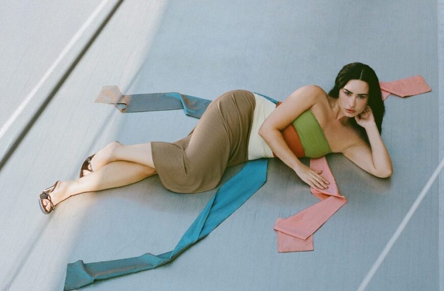 دمی لواتو آلبوم نهم خود «It’s Not That Deep» را معرفی کرد و تاریخ انتشار را اعلام کرد