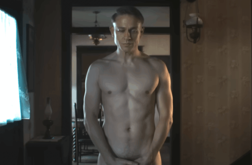 تریلر فصل ۳ «Monster»: چارلی هونام در نقش قاتل زنجیرهای اد گین با لباس پوست انسان