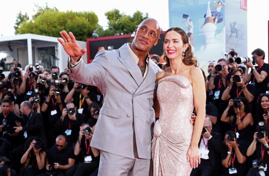 گریه‌های بی‌امان دواین جانسون پس از تشویق ۱۵ دقیقه‌ای فیلم «The Smashing Machine» در ونیز و ایجاد هیاهوی اسکار