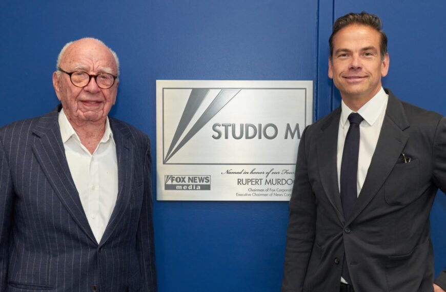 فاکس کورپ مورداک‌ها به دنبال سهام در TikTok