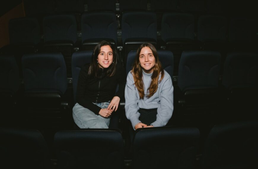 «چهره‌ی وقار» از آنا مارتی دومینگو و لورا سانتوس مارتی: فشارهای اجتماعی بر زنان در اسپانیا