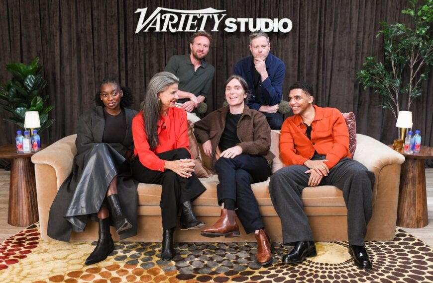 کیلین مورفی در حال استراحت از همکاری با کریستوفر نولان برای «ادیسه» است اما مشتاقانه منتظر دیدن آن است و شوخی می‌کند:&hellip;