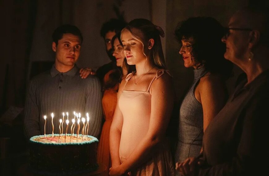 تد ایوانز درام «Retreat» را بررسی می‌کند: کاوش هویت در ساختار یک فرقه در جامعه ناشنوایان