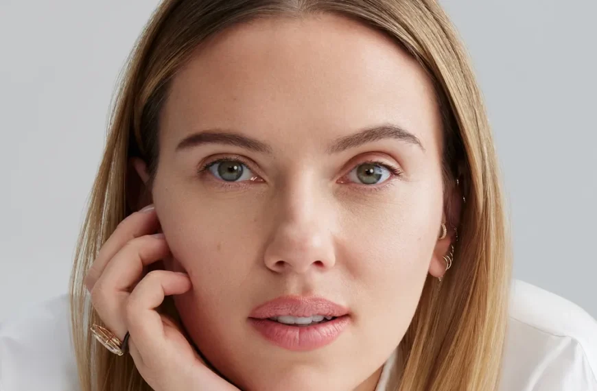 تجلیل از اسکارلت جوهانسون با جایزه افسانه و پیشگام در جشنواره فیلم نیوپورت بیچ