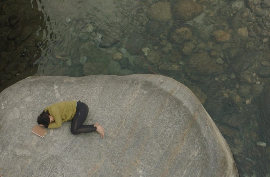 «شکل مومو» در بوسان و سن سباستین: شکستن کلیشه‌های آرمان‌شهر کوهستانی در اولین فیلم بلند