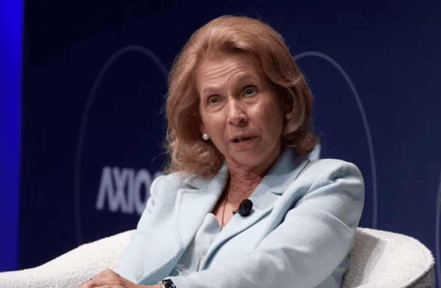 اصرار شری ردستون: لغو برنامه استفن کولبر به قرارداد Skydance ربطی نداشت؛ تلویزیون شبانه از نظر مالی پایدار نیست