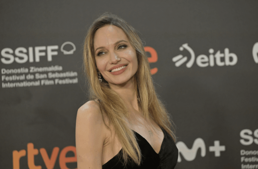 آنجلینا جولی: عشق به آمریکا دارم اما آن را نمی‌شناسم؛ هر چیزی که آزادی‌های شخصی را محدود کند، خطرناک است