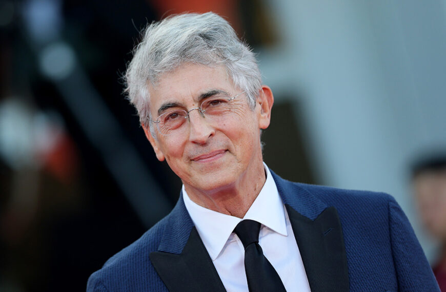 واکنش الکساندر پین به انتقادات درباره عدم اعطای جایزه برتر به «Voice of Hind Rajab»: به همه چیزهای آنلاین اعتماد نکنید