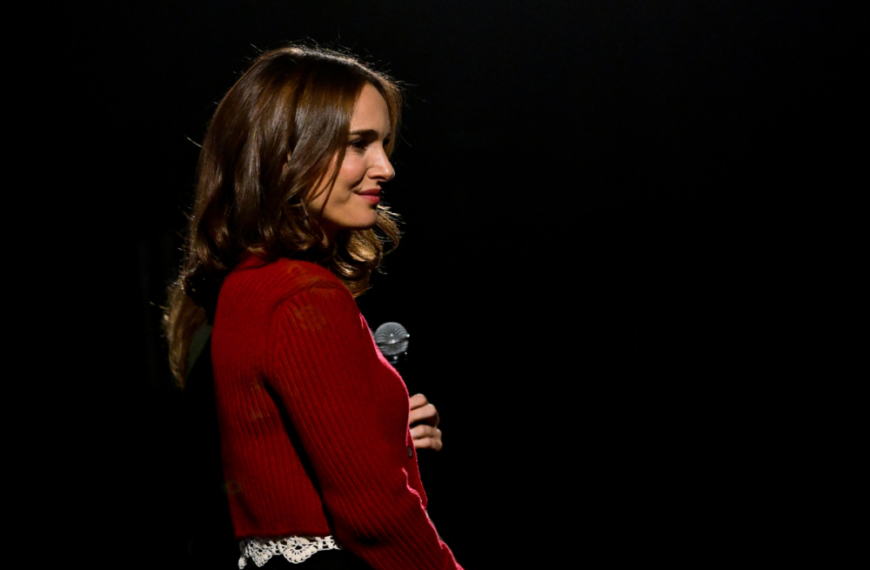 ناتالی پورتمن از الهام‌بخشی دایان کیتون در مسترکلاس لومیر می‌گوید: «او به زنان اجازه داد در سینما متفاوت باشند»