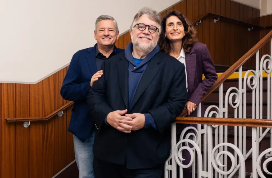 برنامه‌های استودیو استاپ‌موشن توسط تد ساراندوس و گیرمو دل تورو رونمایی شد: «ایده‌ای که هوش مصنوعی از انسان‌ها پیشی بگیرد، بعید است»