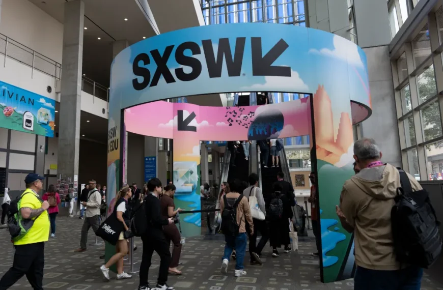 SXSW برنامه‌های جدید و سیاست رزرو برای چهلمین سالگرد در مرکز شهر آستین را اعلام کرد