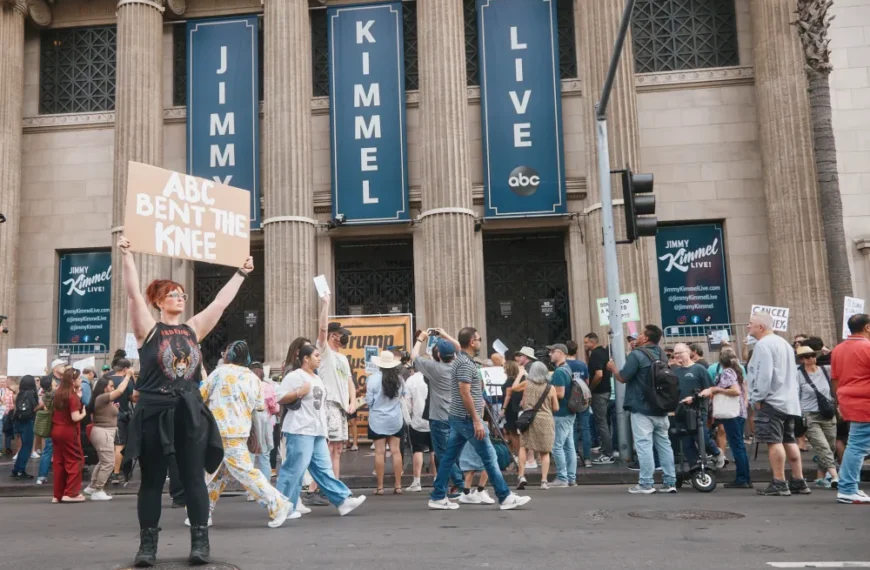 چگونه جنجال «Jimmy Kimmel Live!» تضادهای فزاینده بین شبکه‌ها و وابستگانشان را آشکار کرد