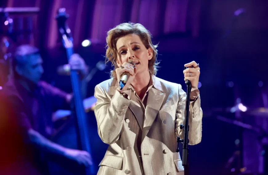 برندی کارلایل تور جهانی ۲۰۲۶ را اعلام کرد