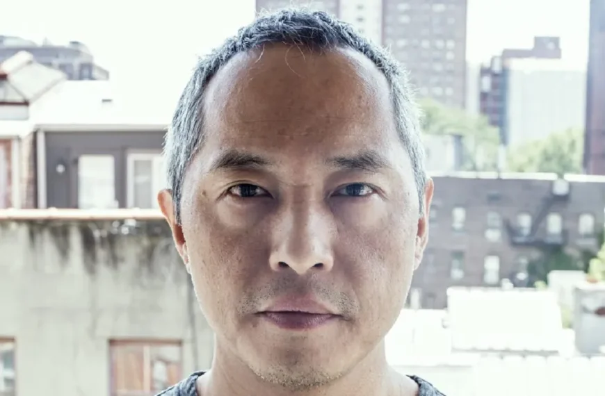 بازیگر شدن کن لئونگ در سریال «Superfakes» با حضور لوسی لیو