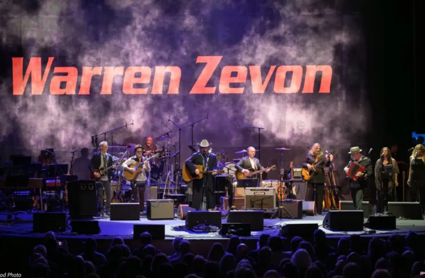 کنسرت بزرگداشت «Warren Zevon: Join Me in L.A.»؛ شبی از شورش و لطافت در کنار هواداران