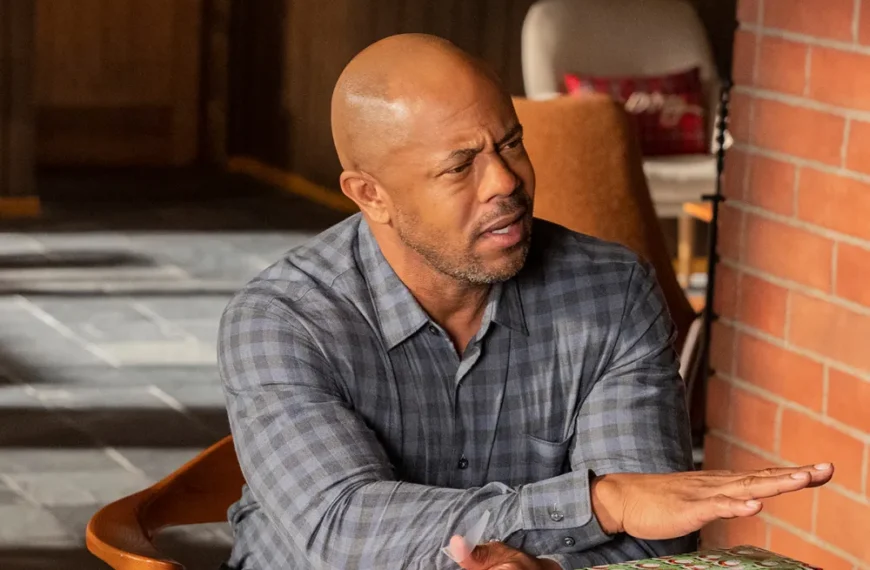 بازیگر سریال «۹-۱-۱» راکموند دانبار در دعوای حقوقی واکسن کووید علیه دیزنی شکست خورد