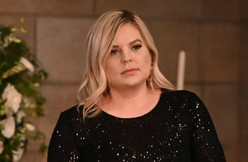 کریستن استورمز، ستاره «General Hospital»، از جراحی مغز برای آنوریسم خبر داد: «همه ما زمان‌هایی داریم که اوضاع خوب نیست»