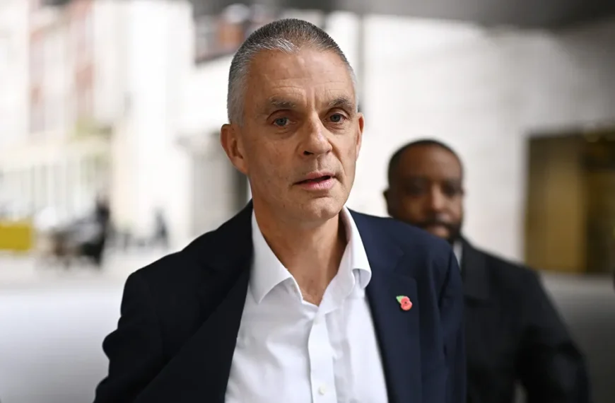 مدیرکل مستعفی BBC اشتباه در ویرایش سخنرانی ترامپ را می‌پذیرد: «باید برای روزنامه‌نگاری‌مان بجنگیم»